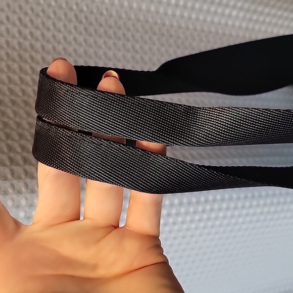 NWT Victoria's Secret PINK Logo Camo Duffle Bag - Picture 2 of 5